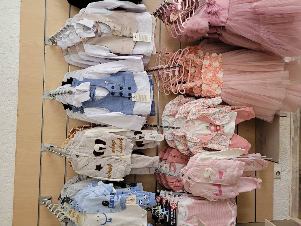Boutique de vêtements pour enfants à Saint-Laurent-de-la-Salanque d
